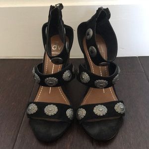 Vanessa Mooney x Dolce Vita heels